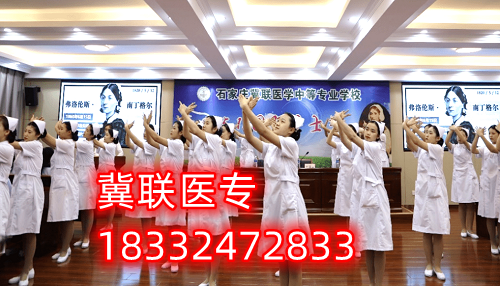 上醫(yī)學中?？梢钥甲o士資格證嗎？